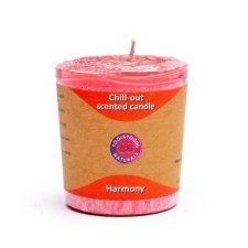 Naturalne lõhnaküünal "Harmoonia" steariinist 4,5x4 cm, sisaldab eeterlikke õlisid: sidrun, palmaroosa, roosipuu